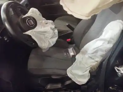 Здавання транспортного засобу seat leon (1p1) reference року 2005 потужний bkd Здавання транспортного засобу seat leon (1p1) reference року 2005 потужний bkd