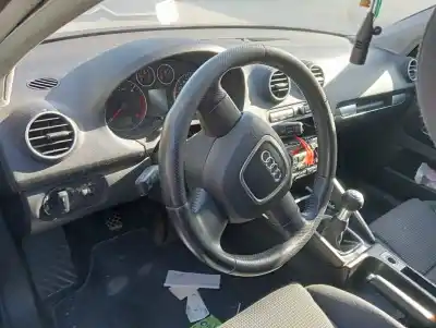 Veículo de Sucata audi a3 (8p) 1.8 16v tfsi do ano 2006 alimentado 