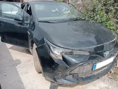 Véhicule à la ferraille toyota corolla (e21) hybrid active de l'année 2020 alimenté 