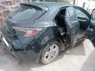 Véhicule à la ferraille toyota corolla (e21) hybrid active de l'année 2020 alimenté 