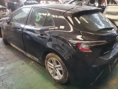 Véhicule à la ferraille toyota corolla (e21) hybrid active de l'année 2020 alimenté 