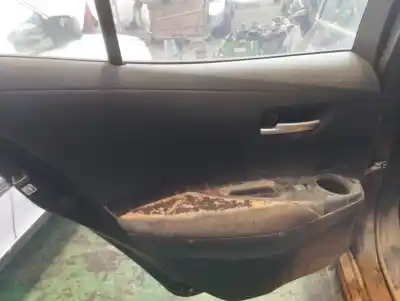 Véhicule à la ferraille toyota corolla (e21) hybrid active de l'année 2020 alimenté 