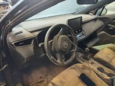 Véhicule à la ferraille toyota corolla (e21) hybrid active de l'année 2020 alimenté 