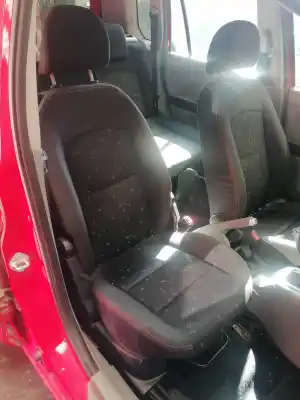 Veículo de Sucata mazda 2 berlina (dy) 1.2 active (55kw) do ano 2003 alimentado fuja