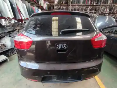 Veículo de Sucata kia rio basic do ano 2013 alimentado g4la