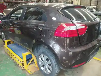 Veículo de Sucata kia rio basic do ano 2013 alimentado g4la