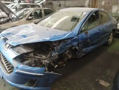 Veículo de Sucata peugeot 407 sr confort do ano 2004 alimentado 6fz