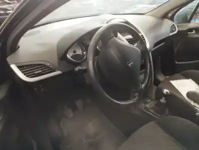 Veículo de Sucata peugeot 207 x-line do ano 2006 alimentado 9hx