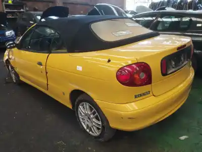 Scrapping Vehicle renault megane i scenic (ja0) 1.6 of the year 2000 powered k4m700