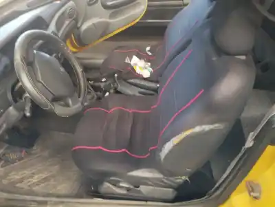 Scrapping Vehicle renault megane i scenic (ja0) 1.6 of the year 2000 powered k4m700