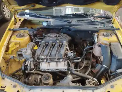 Scrapping Vehicle renault megane i scenic (ja0) 1.6 of the year 2000 powered k4m700