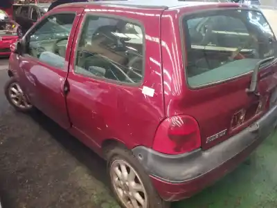Veículo de Sucata renault twingo (co6) 1.2 alize do ano 2002 alimentado d4f702