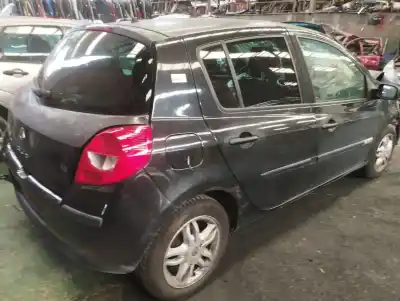 Veículo de Sucata renault clio iii dynamique do ano 2007 alimentado d4f784