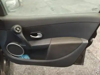 Veículo de Sucata renault clio iii dynamique do ano 2007 alimentado d4f784