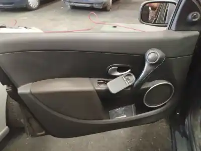 Veículo de Sucata renault clio iii dynamique do ano 2007 alimentado d4f784