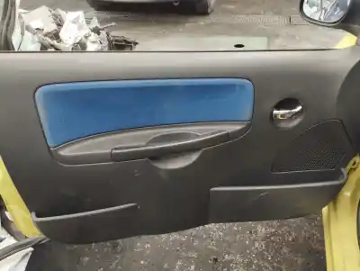 Veículo de Sucata citroen c2 furio do ano 2004 alimentado hfx