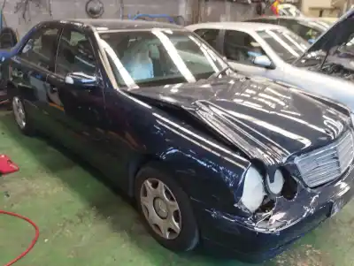 Утилизация автомобиля mercedes-benz clase e (w210) berlina diesel 220 cdi (210.006) года 2002 питание om611961