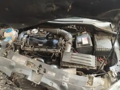 Здавання транспортного засобу seat leon (1p1) reference року 2005 потужний bkc Здавання транспортного засобу seat leon (1p1) reference року 2005 потужний bkc