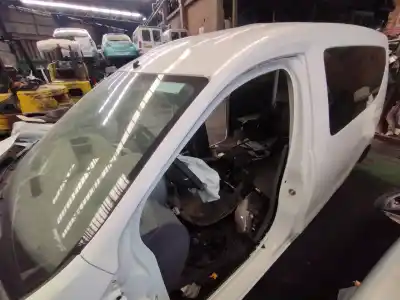 Здавання транспортного засобу dacia dokker express ambiance року 2016 потужний h4m740