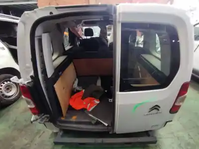 Veicolo di demolizione citroen berlingo shine m dell'anno 2018 alimentato yht