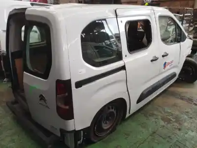 Veicolo di demolizione citroen berlingo shine m dell'anno 2018 alimentato yht