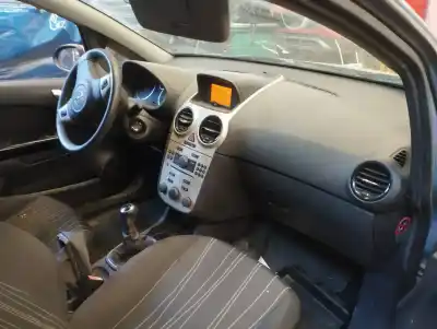 Здавання транспортного засобу opel corsa d cmon року 2008 потужний z12xep