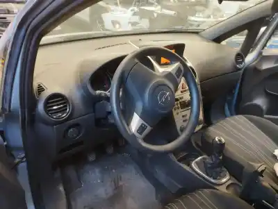Здавання транспортного засобу opel corsa d cmon року 2008 потужний z12xep