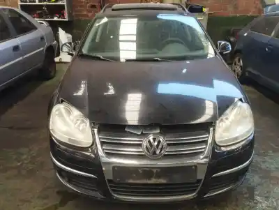 Vehicul casat VOLKSWAGEN GOLF V VARIANT (1K5)  al anului 2015 alimentat BLS