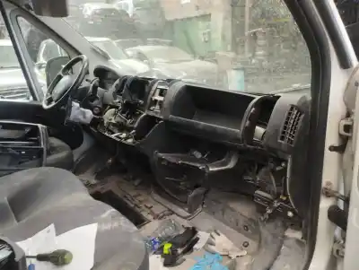 Здавання транспортного засобу citroen jumper caja cerrada (06.2006 =>) 30 l1h1 hdi 110 fap року 2013 потужний 4hg