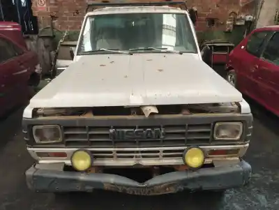 Verschrottungsfahrzeug NISSAN PATROL (K/W260)  des Jahres 1986 angetrieben SD33