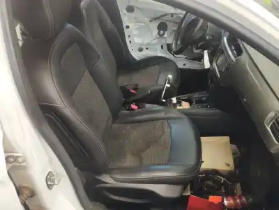 Здавання транспортного засобу citroen c-elysée feel року 2017 потужний yhy