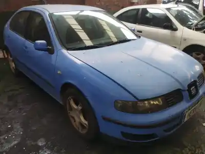 Здавання транспортного засобу seat leon (1m1) stella року 2001 потужний alh
