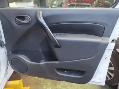 Sloopvoertuig renault kangoo profesional van het jaar 2017 aangedreven k9k628