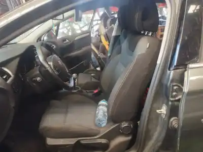 Veículo de Sucata citroen c4 lim. exclusive do ano 2010 alimentado 9hd