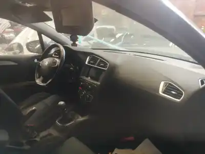 Veículo de Sucata citroen c4 lim. exclusive do ano 2010 alimentado 9hd