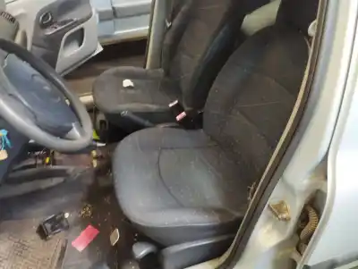 Scrapping Vehicle renault clio ii fase ii (b/cb0) dynamique of the year 2002 powered d4f712