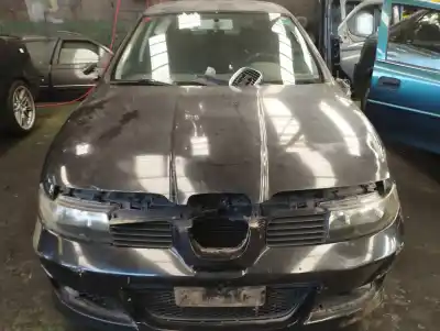 Здавання транспортного засобу seat leon (1m1) signo року 2002 потужний alh
