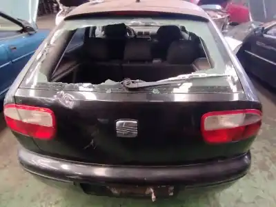 Здавання транспортного засобу seat leon (1m1) signo року 2002 потужний alh