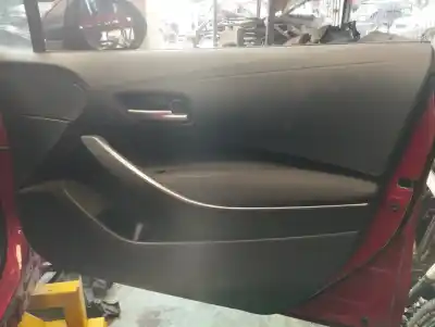 Veicolo di demolizione toyota corolla (e21) hybrid active dell'anno 2019 alimentato 2zr-fxe