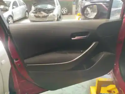 Veicolo di demolizione toyota corolla (e21) hybrid active dell'anno 2019 alimentato 2zr-fxe