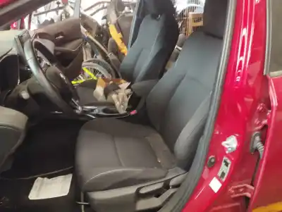 Veicolo di demolizione toyota corolla (e21) hybrid active dell'anno 2019 alimentato 2zr-fxe