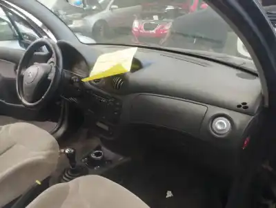 Veicolo di demolizione citroen c3 1.4 hdi exclusive dell'anno 2004 alimentato 8hx