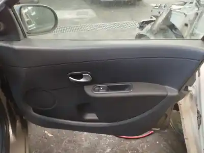 Veículo de Sucata renault clio iii business do ano 2007 alimentado k9k766