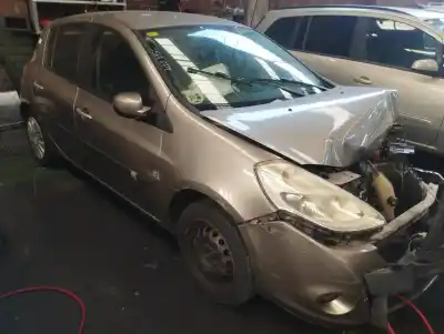 Veículo de Sucata renault clio iii business do ano 2007 alimentado k9k766