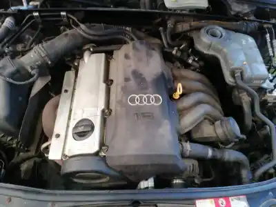 Veículo de Sucata audi a4 berlina (8e)  do ano 2002 alimentado alz