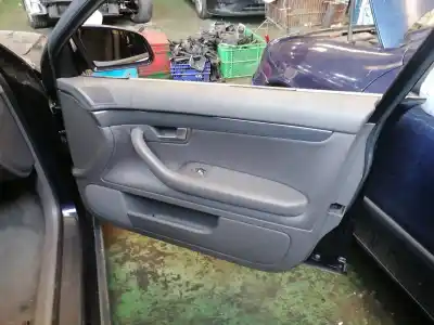 Veículo de Sucata audi a4 berlina (8e)  do ano 2002 alimentado alz