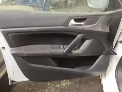 Veículo de Sucata peugeot 308 active do ano 2013 alimentado 9hp