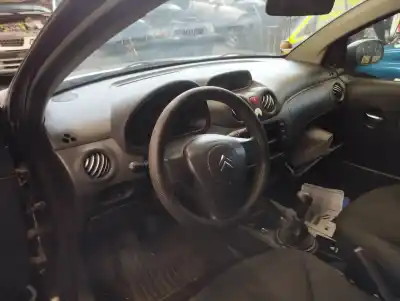 Veículo de Sucata citroen c2 sx do ano 2005 alimentado 8hz