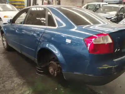 Veículo de Sucata audi a4 berlina (8e) 1.9 tdi (96kw) do ano 2002 alimentado awx