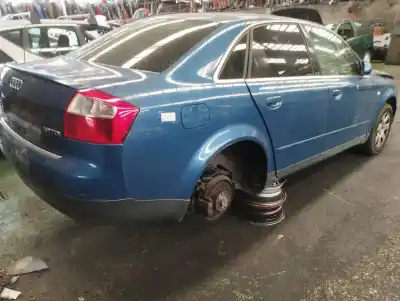 Veículo de Sucata audi a4 berlina (8e) 1.9 tdi (96kw) do ano 2002 alimentado awx